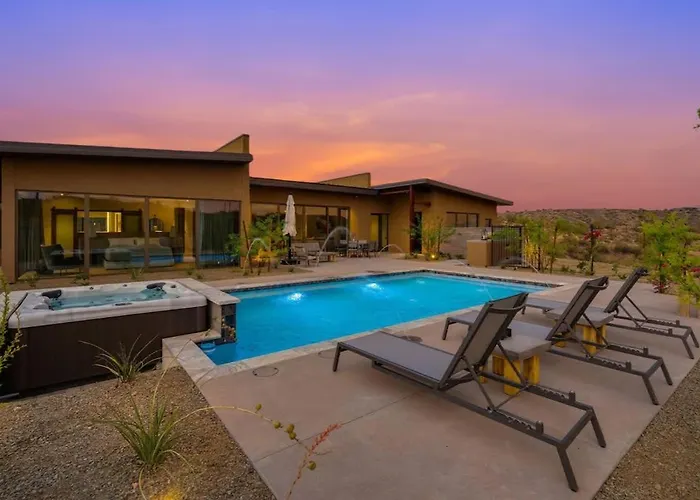 Holiday home Paradise Canyon-pool&spa-mountain Views-estate 1 *